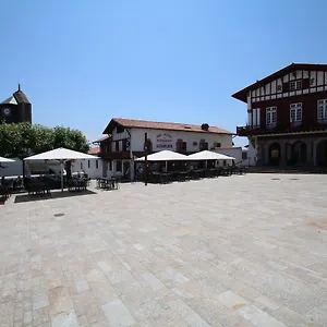 https://hotel-restaurant-elissaldia.biarritzhotels.info